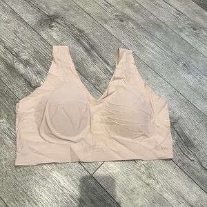 Women’s 3XL Plain Solid Cream / Nude Seamless Wireless Bralette Bra